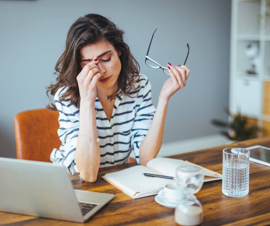 Woman frustrated after discovering credit report red flags on her laptop